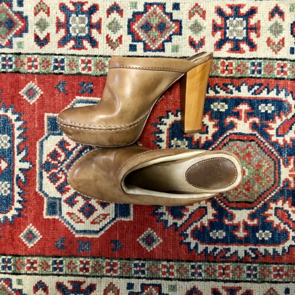 Frye Natasha Clogs